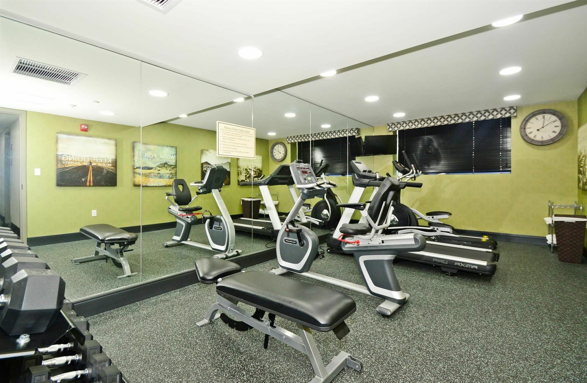Best Western Plus Laguardia Airport Hotel Queens 뉴욕 외부 사진