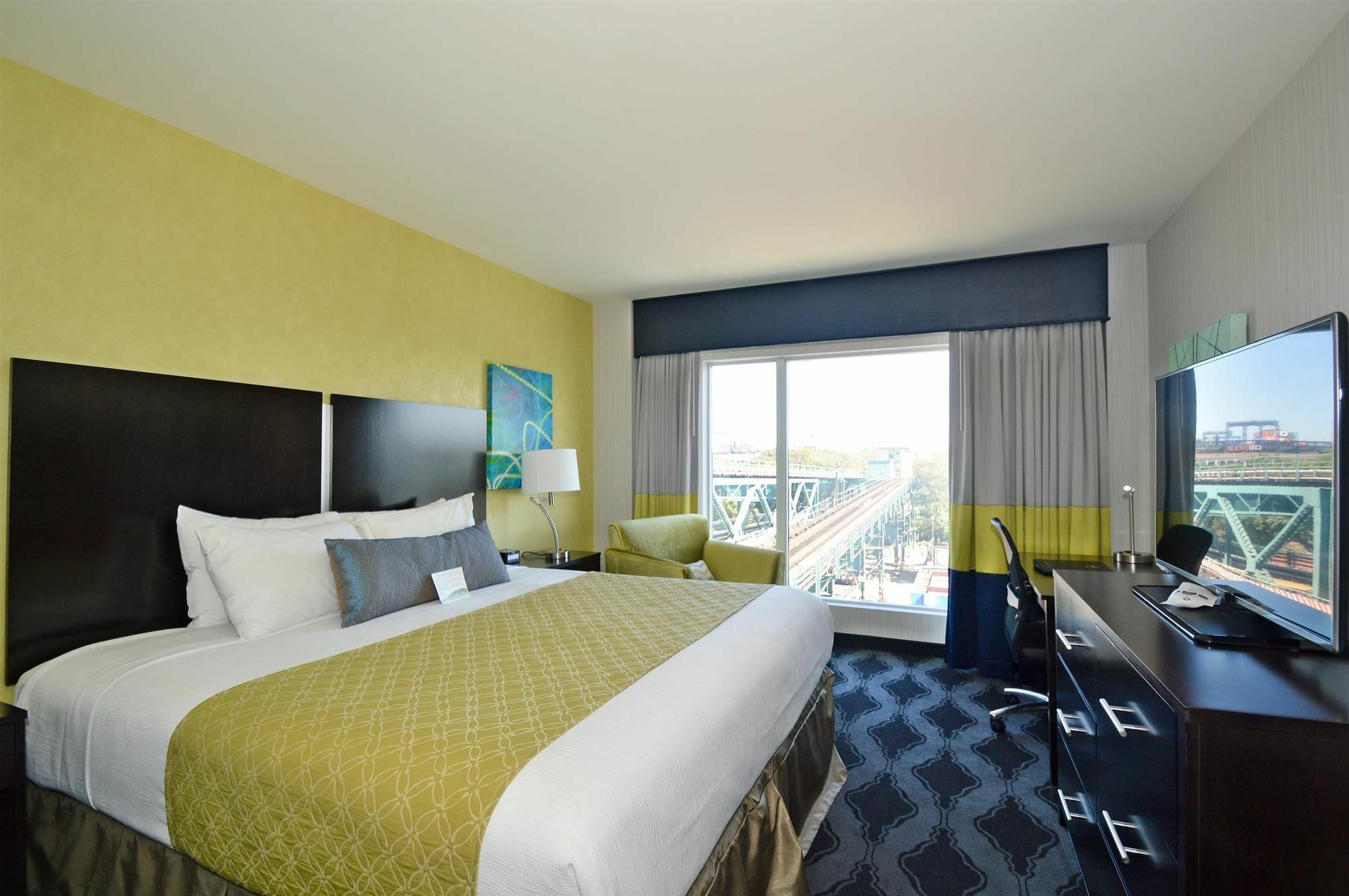 Best Western Plus Laguardia Airport Hotel Queens 뉴욕 외부 사진