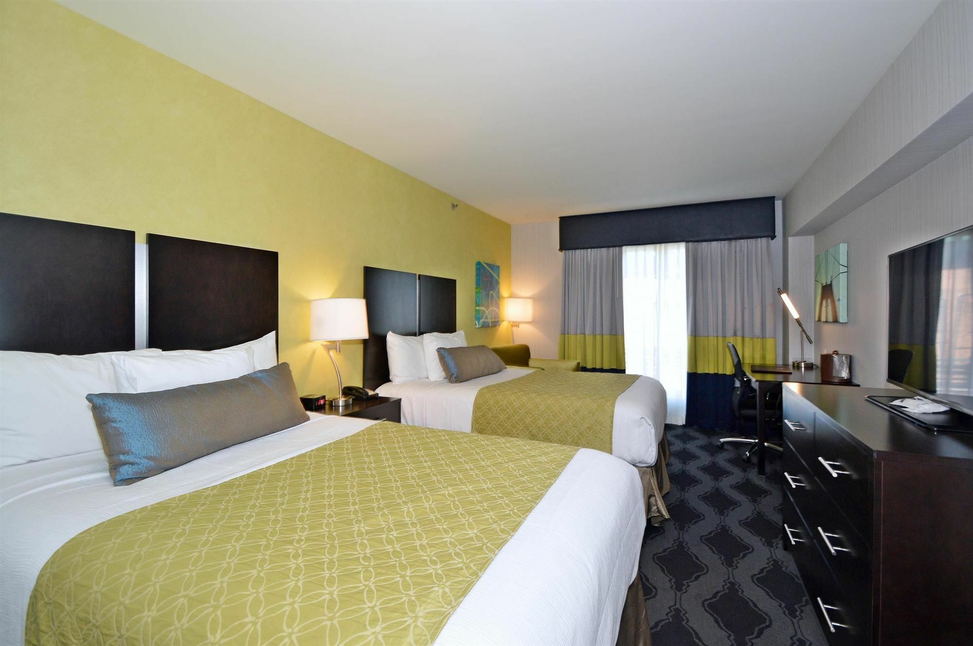 Best Western Plus Laguardia Airport Hotel Queens 뉴욕 외부 사진