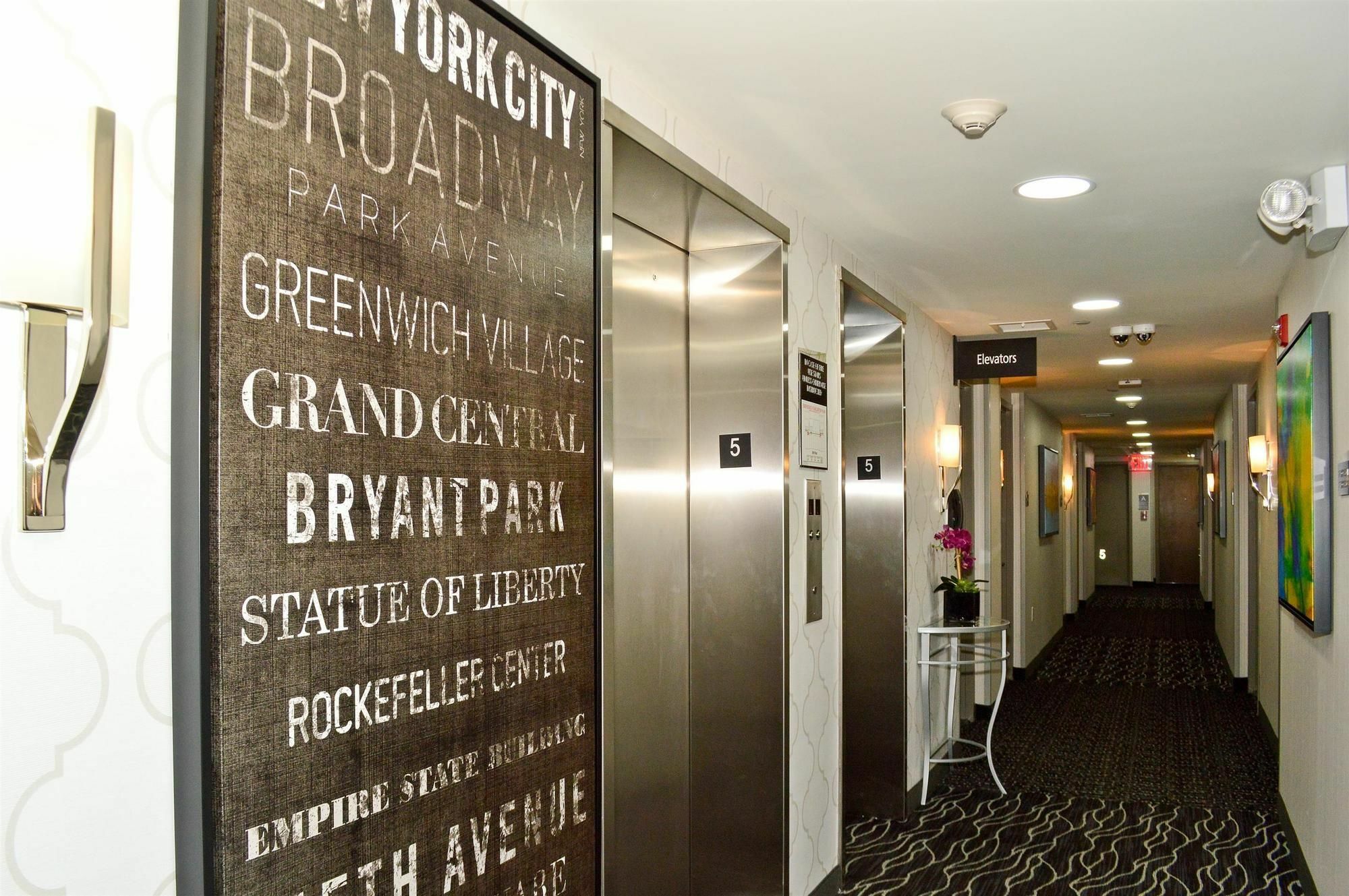 Best Western Plus Laguardia Airport Hotel Queens 뉴욕 외부 사진